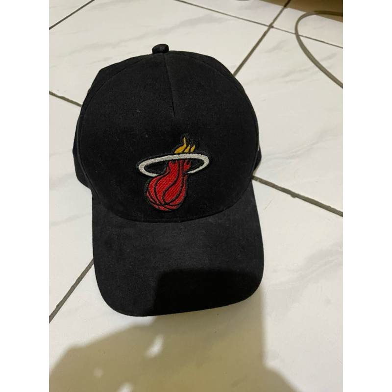 TOPI NEW ERA MIAMI HEAT