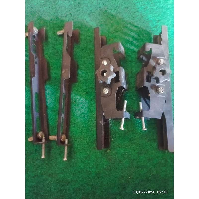 briket tv led dapat 2 pasang