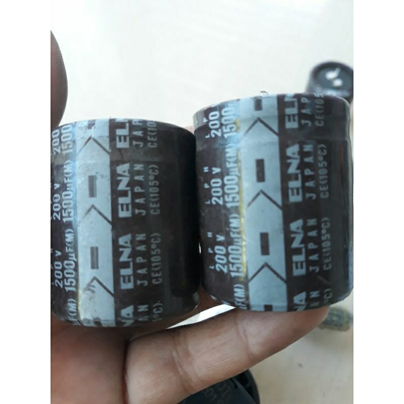Elko 200v 1500uf elna original P,4 cm diameter 3,5 cm