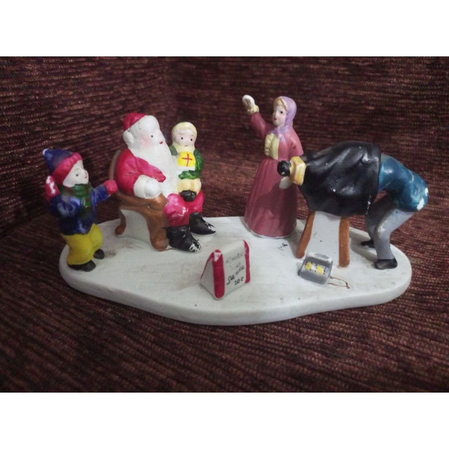 Patung Santa Klaus / santa claus / Sinterklas . Bahan Keramik