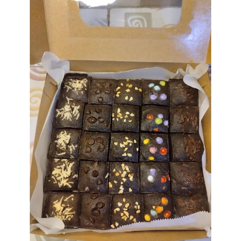 

Fudgy Brownies 20x20 cm