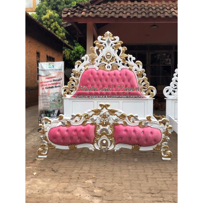 Dipan barong / dipan ukiran / dipan ukir jepara