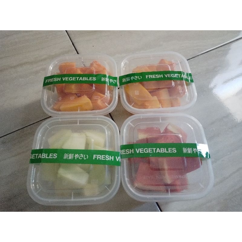 

buah potong segar ukuran 500ml