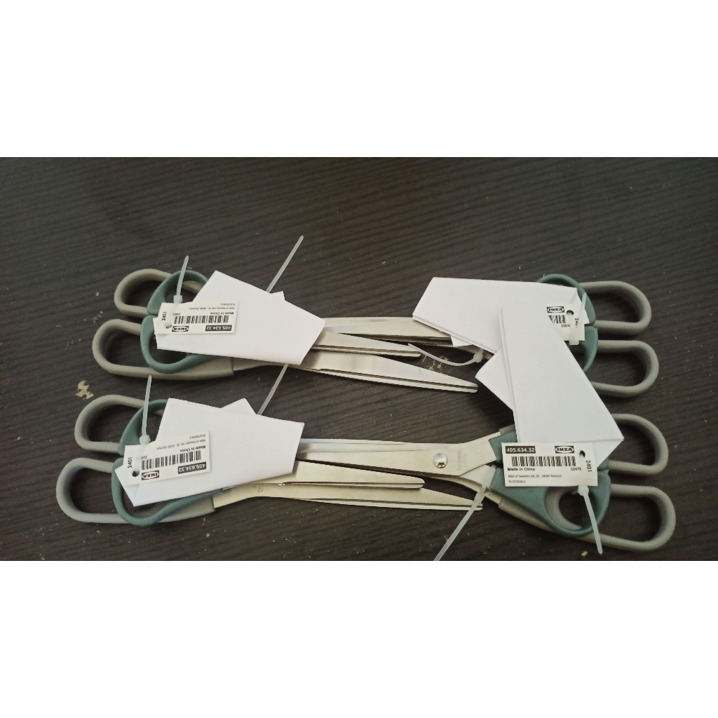 

Gunting besar dan kecil ikea