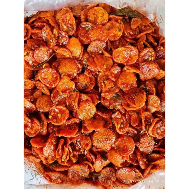 

keripik Sosis pedas daun jeruk 1kg