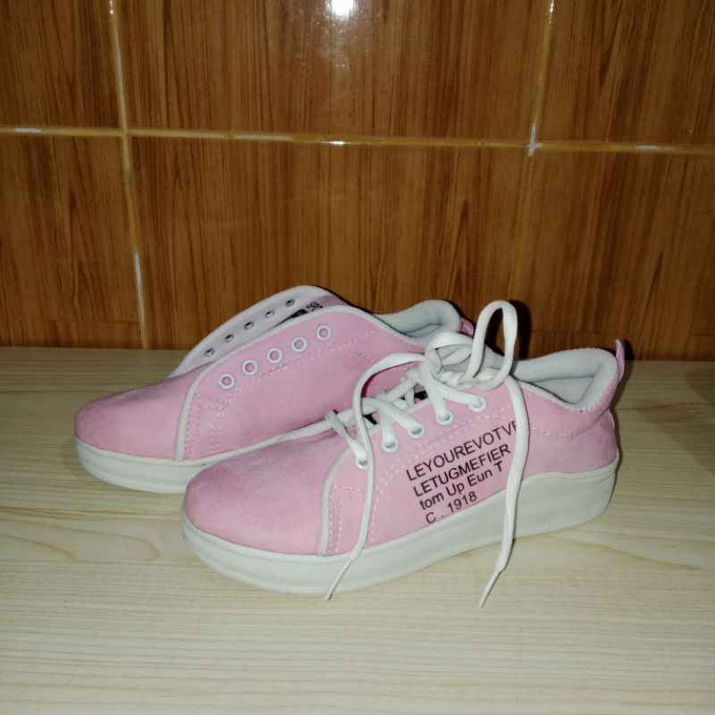 "𝑷𝑰𝑵𝑲𝒀 𝑺𝑷𝑶𝑹𝑻𝑺" SEPATU WANITA KOREA MANIS PINK MODEL KOREA