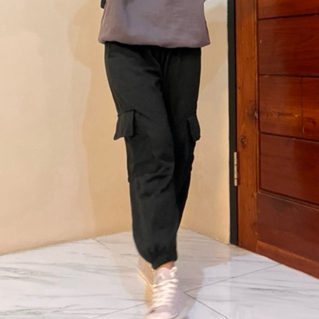 Adante - (JUMBO) Jogger Cargo Sweatpants Wanita