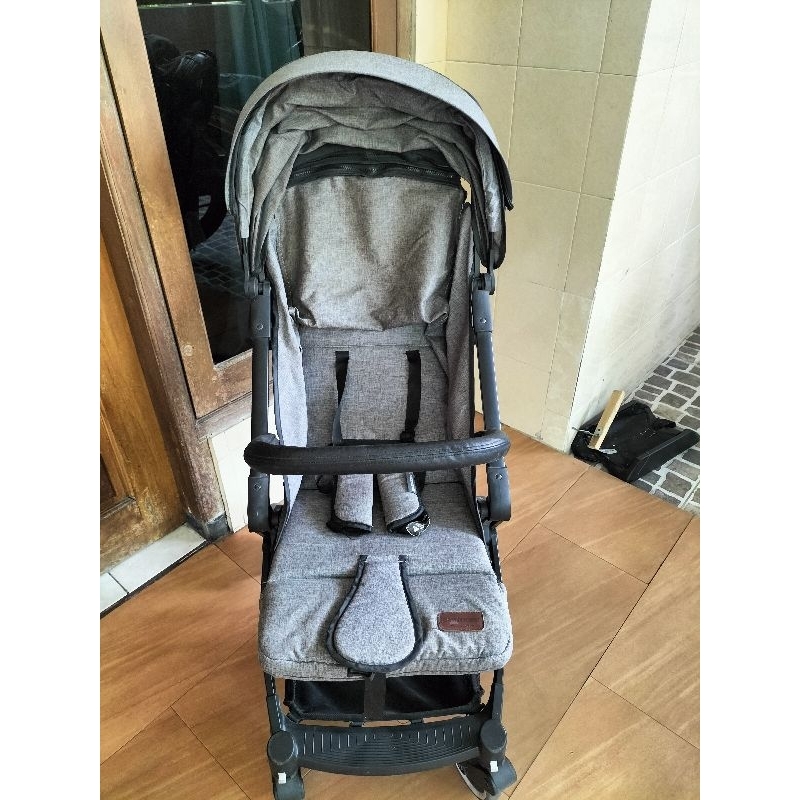 Stroller Bayi Baby Does