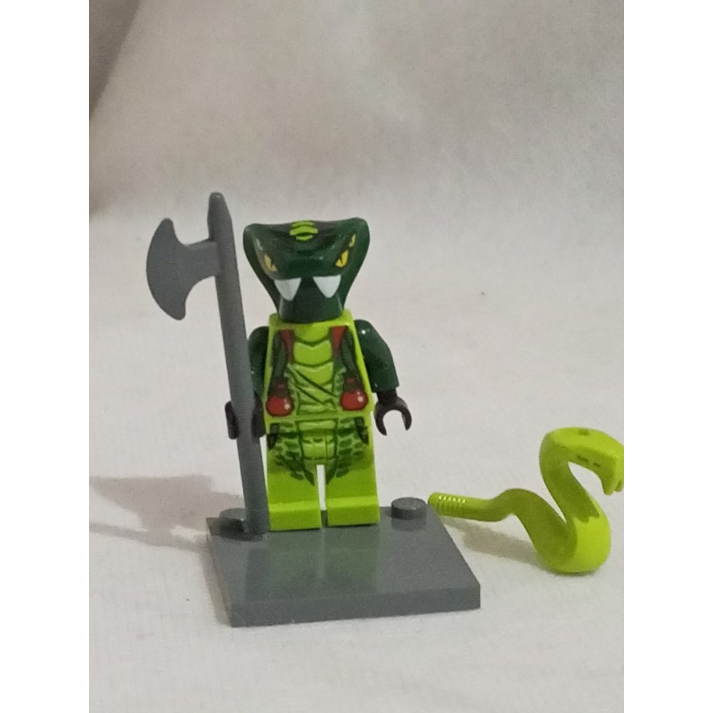 Lego Minifigures Ninjago Spitta with Axe and Snake