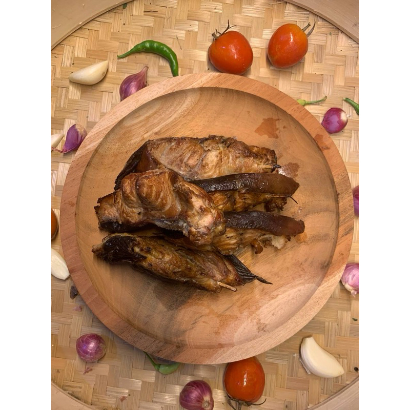 

Ikan Asap sembilang asli pati (isi5)