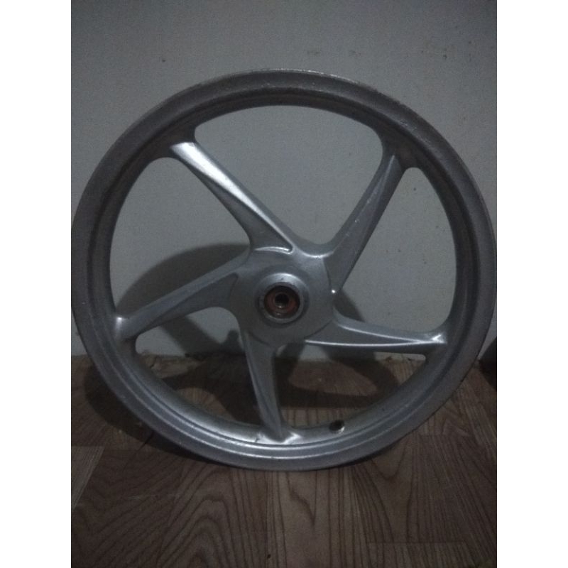 Velg Honda beat fi depan silver