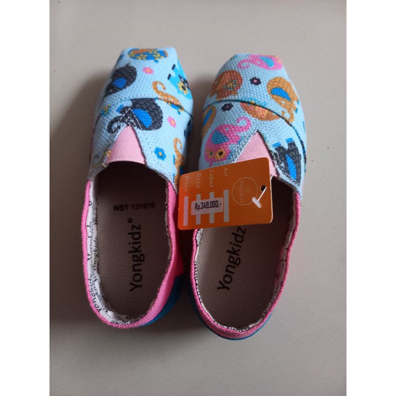 sepatu anak perempuan yongkidz