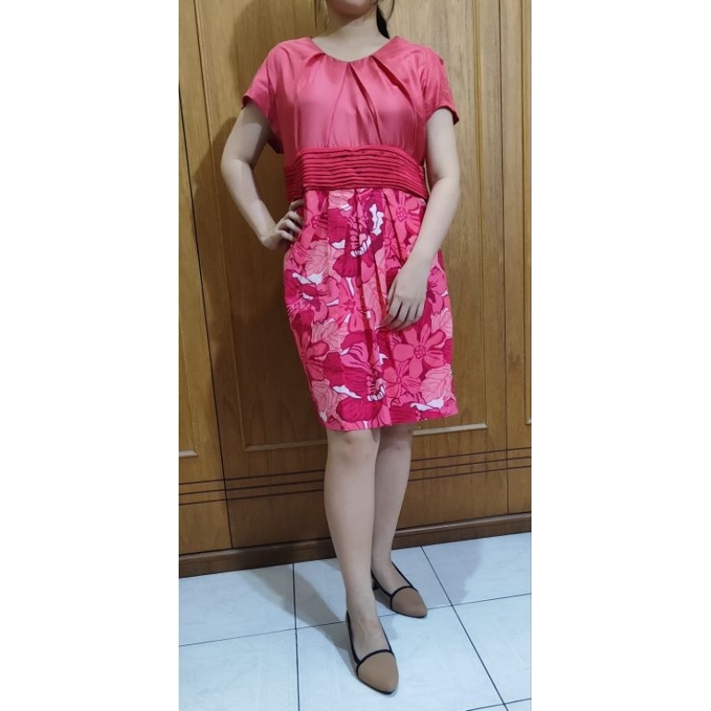 Gaun oversize preloved