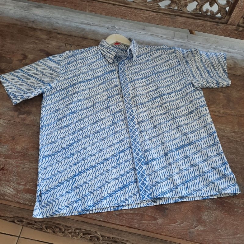 Kemeja pria batik cap halus parang biru putih