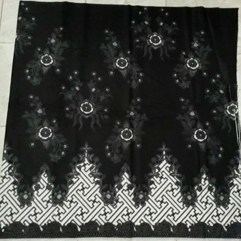 KAIN BATIK PRINTING JARIK SOGAN HITAM MANIS BRIDESMAID BATIK TR BATIK BUNGA MOTIF TUMPAL ANYAMAN