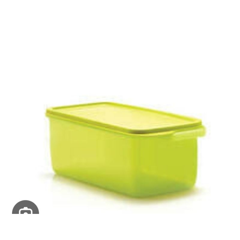 Large stak n stor tupperware