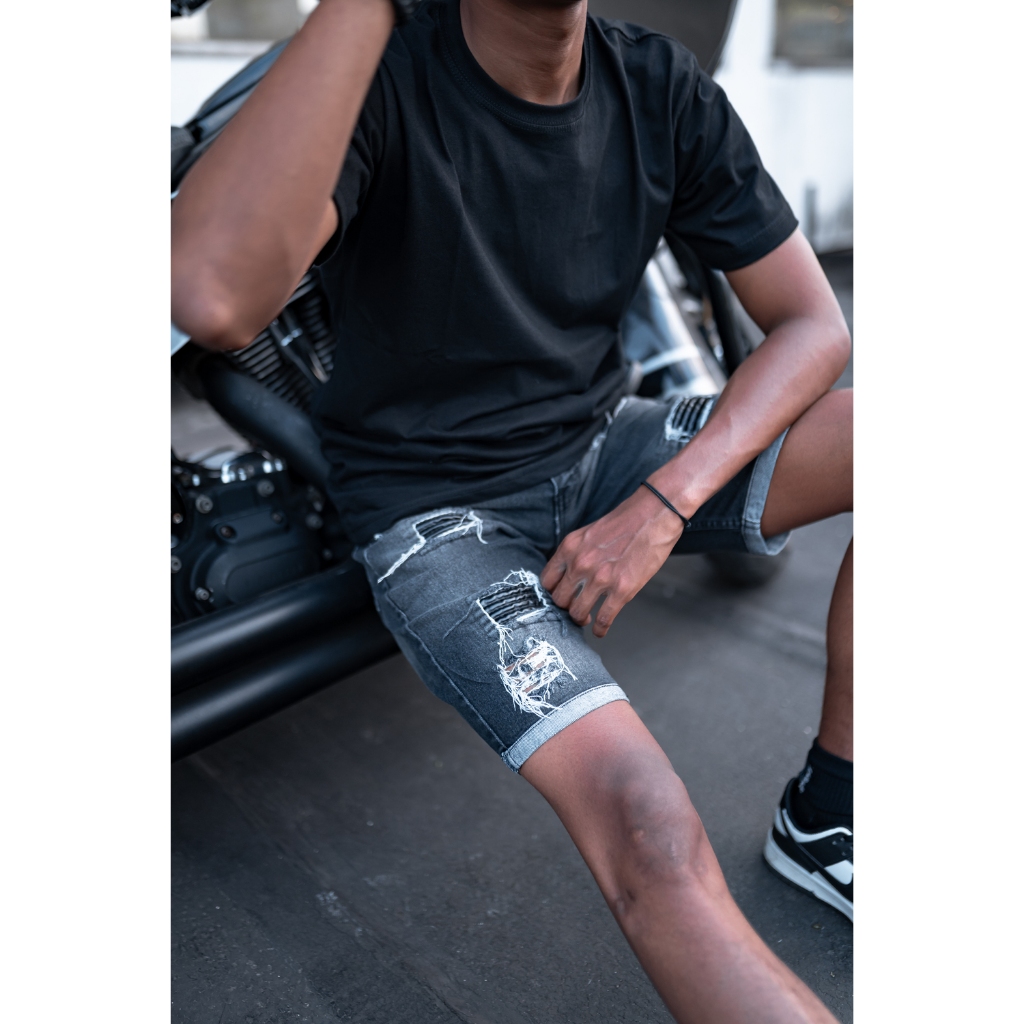 CHICKCOOL - COSMIC BLACK SHORT PANTS DENIM LEATHER - Celana Pendek Jeans Pria Strech Ripped Tambal L