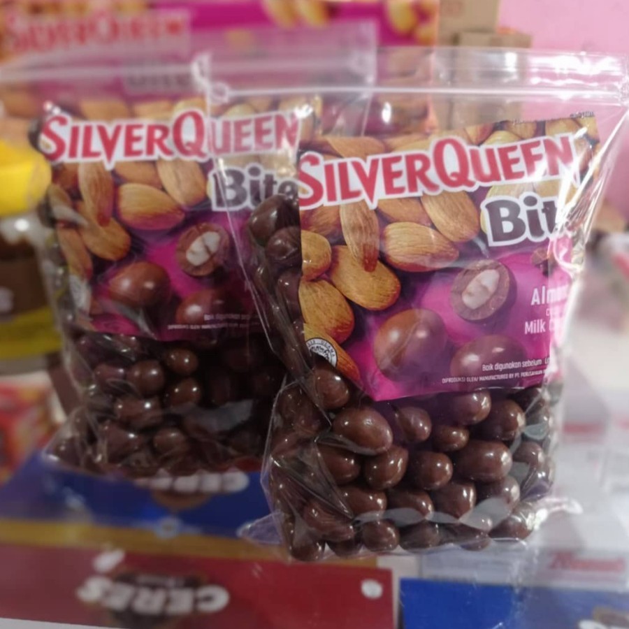 

Silverqueen Almond & milk coklat mede 500 gram / 1KG