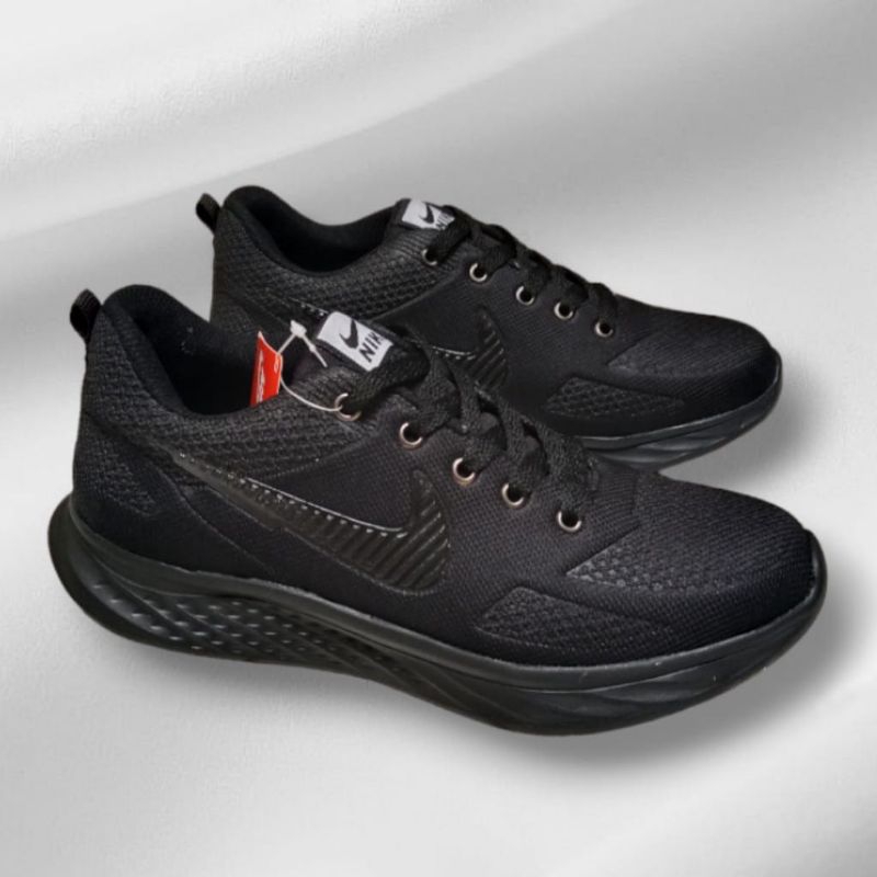 Sepatu Sekolah Size 36-46 Pria Wanita Hitam Polos / Sepatu Formal