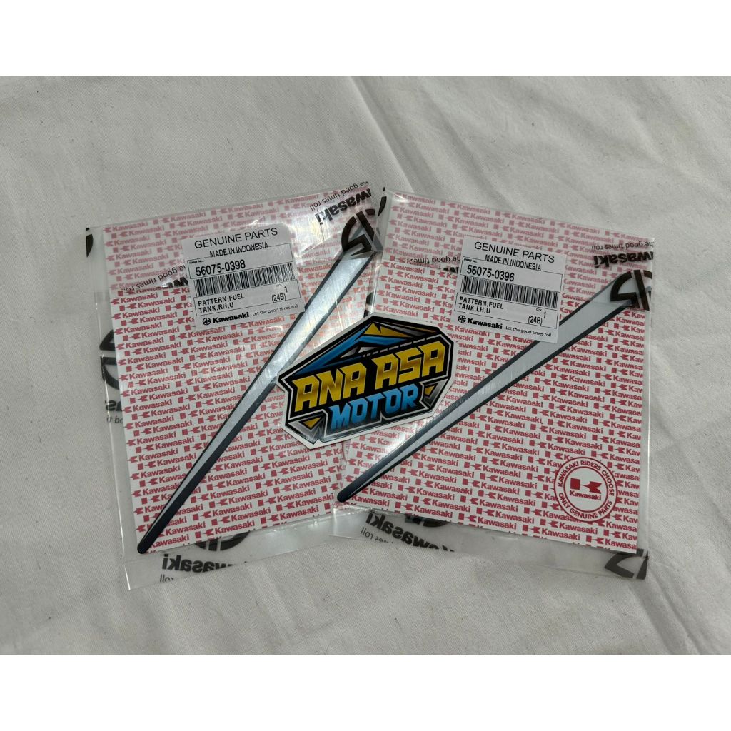 1 Set Kanan - Kiri Sticker Stiker Kawasaki Ninja RR NEW Hitam 2015 - 56075-0396 / -0398