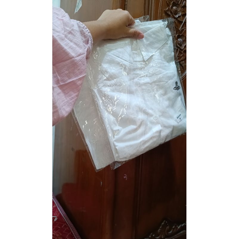 kemeja vivienne westwood