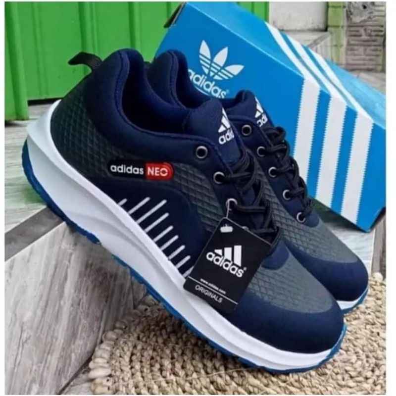 sepatu olahraga cewek/sepatu wanita olahraga/sepatu senam