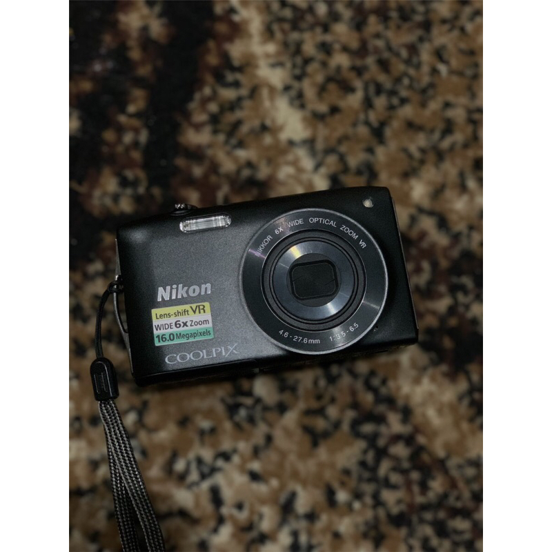 Nikon Coolpix S3300