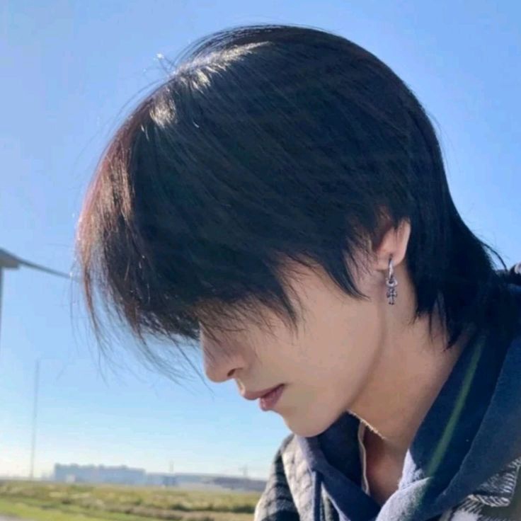 Promo Belanja  Wig Korea Pria Rambut Pendek Poni Panjang Rambut Belakang Agak Panjang Warna Hitam Mo