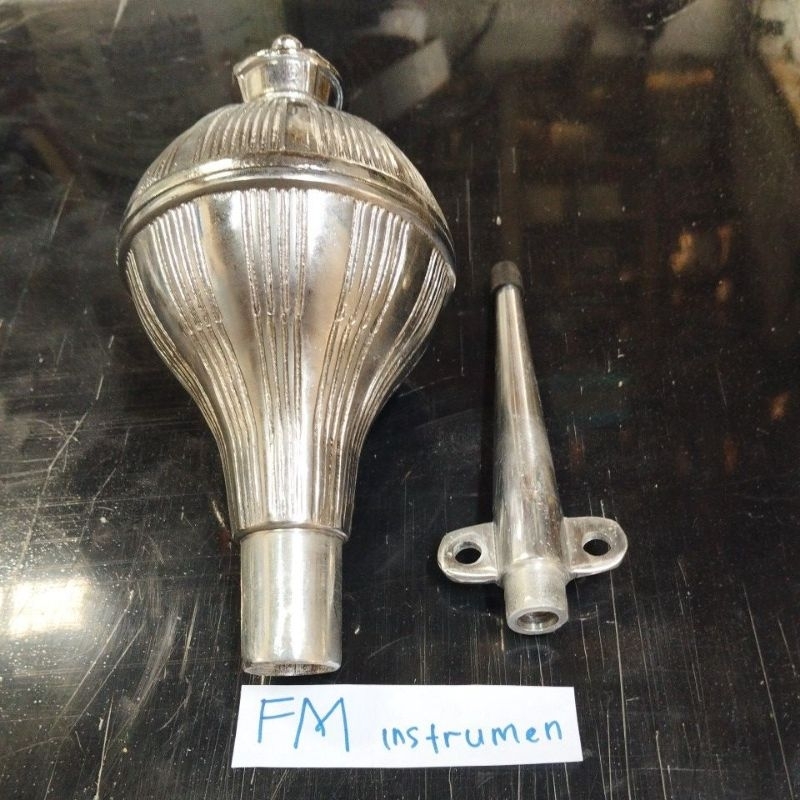 Mahkota stik mayoret SMP/SMA