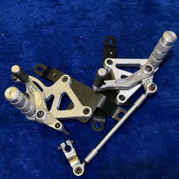 fostep step underbone Copy G2 RCB MX KING set dudukan breket (Free stiker)