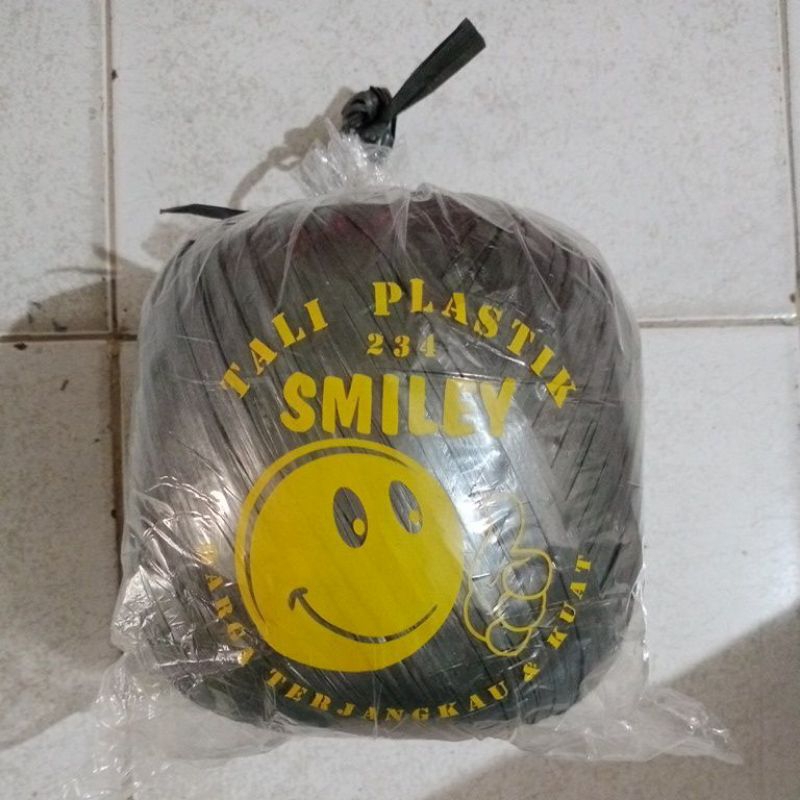 

Tali Hitam Smile 8ons