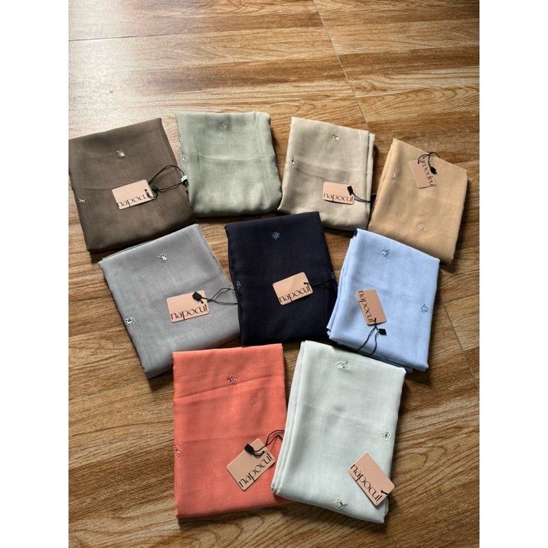 napocut Delina bordir