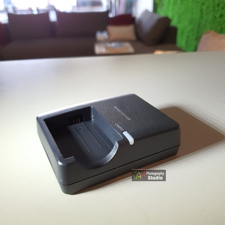 CHARGER Compatible untuk CANON Kamera DLSR lengkap kabel 1000D 1200D 4000D 550D 600D 700D M10 M50 M1