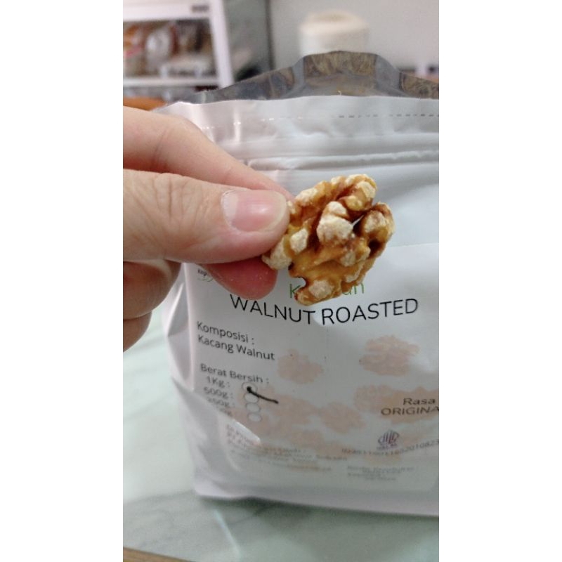 

Walnut Roasted 100gr 200gr