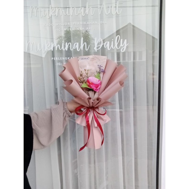Buket Wisuda Single/Bunga Artificial/Bunga Wisuda