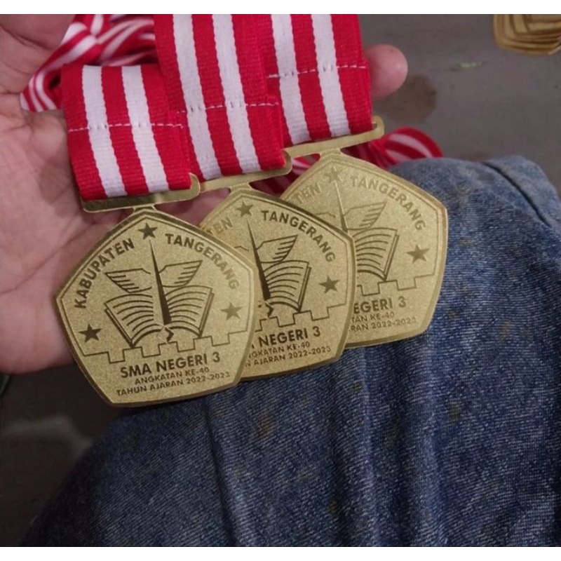 MEDALI WISUDA | Medali Kuningan Murah