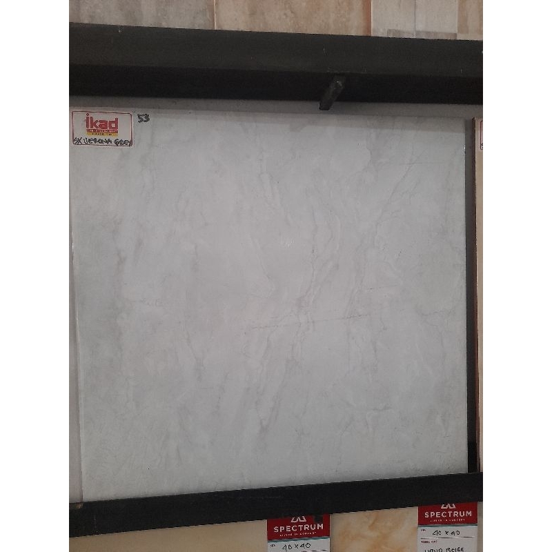 keramik uk 40x40 merek ikad