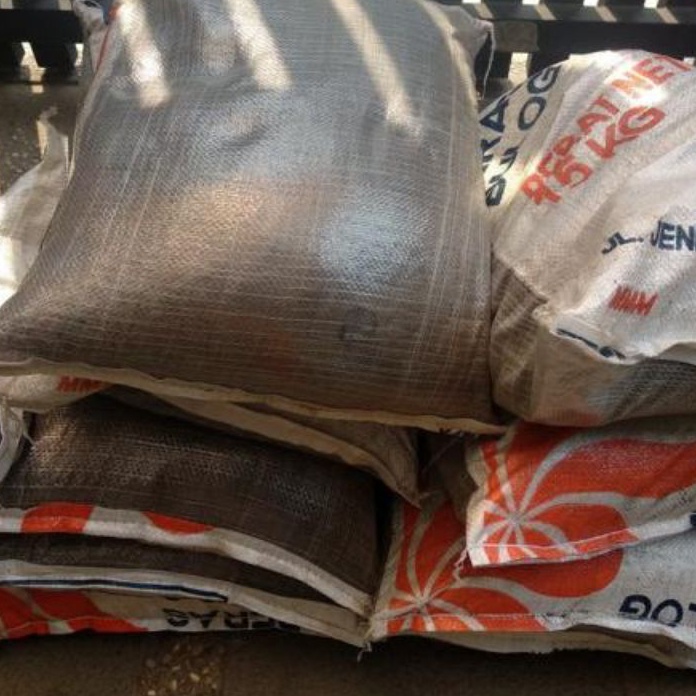 Kilat Tanah Lembang Asli Murni  Media Tanam Gembur Tanah Lembang Asli Bandung 1 pack