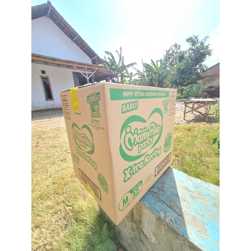 1 KARTON M32 MAMYPOKO PANTS X-TRA KERING