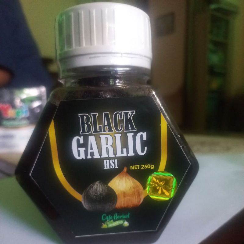 

BLACK GARLIC HSI 250 GRAM MADU