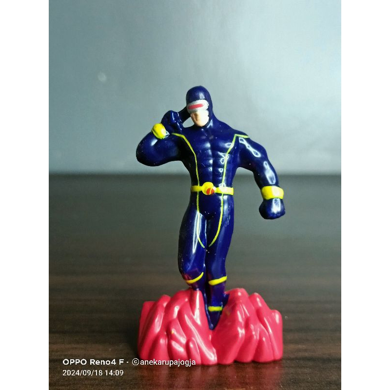 action figure cyclops marvel 2006 zizzle mini figure