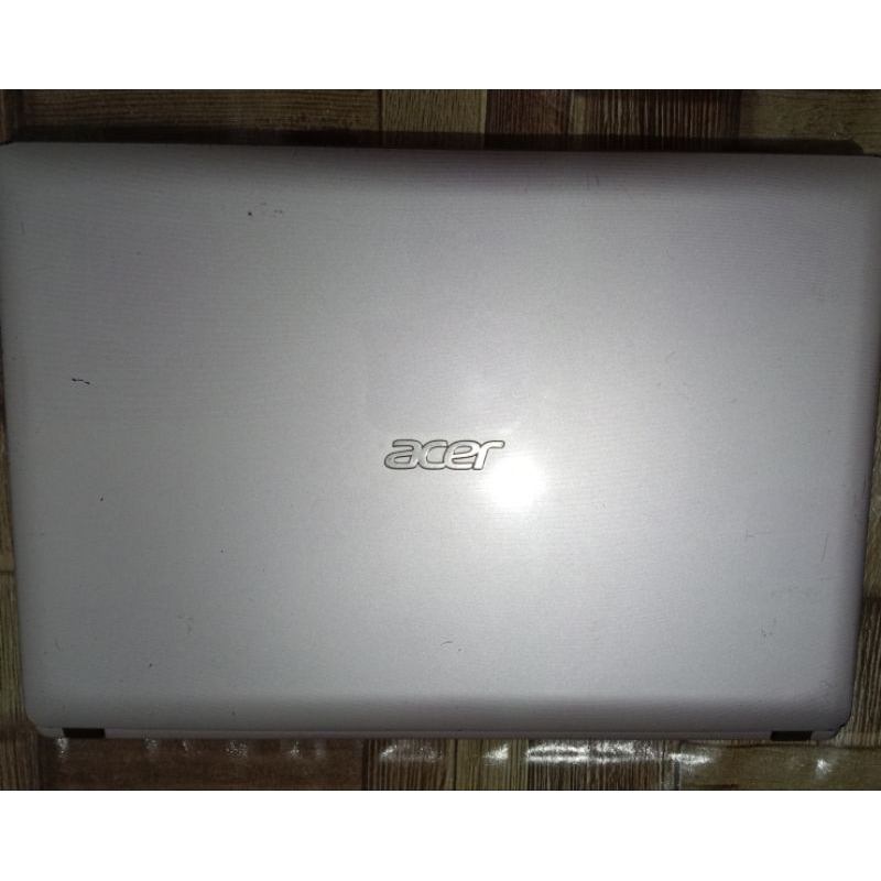 Laptop second Acer 4752