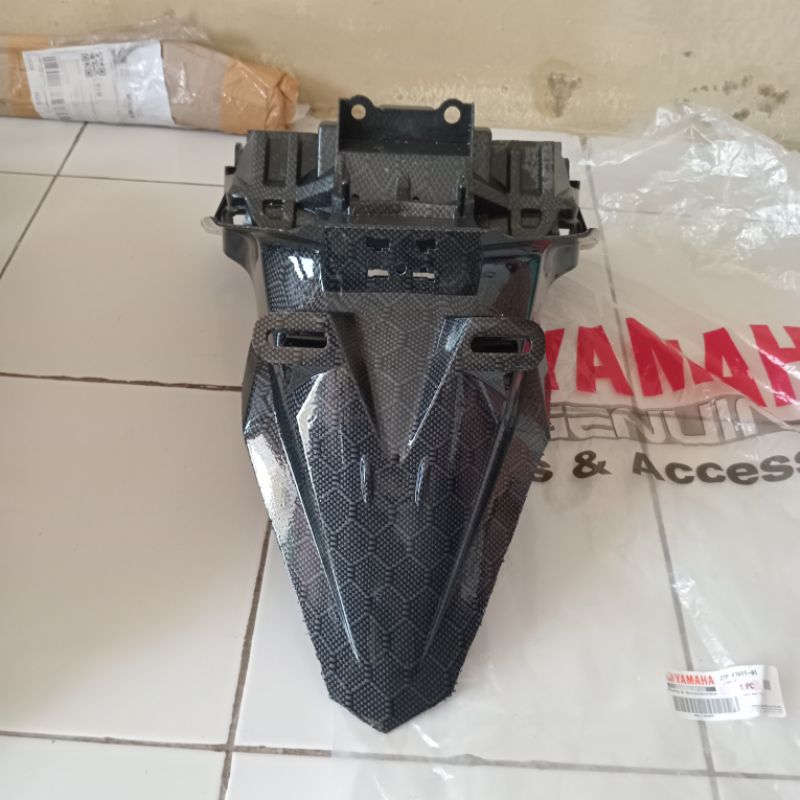 spakbor belakang nmax old carbon hexagon