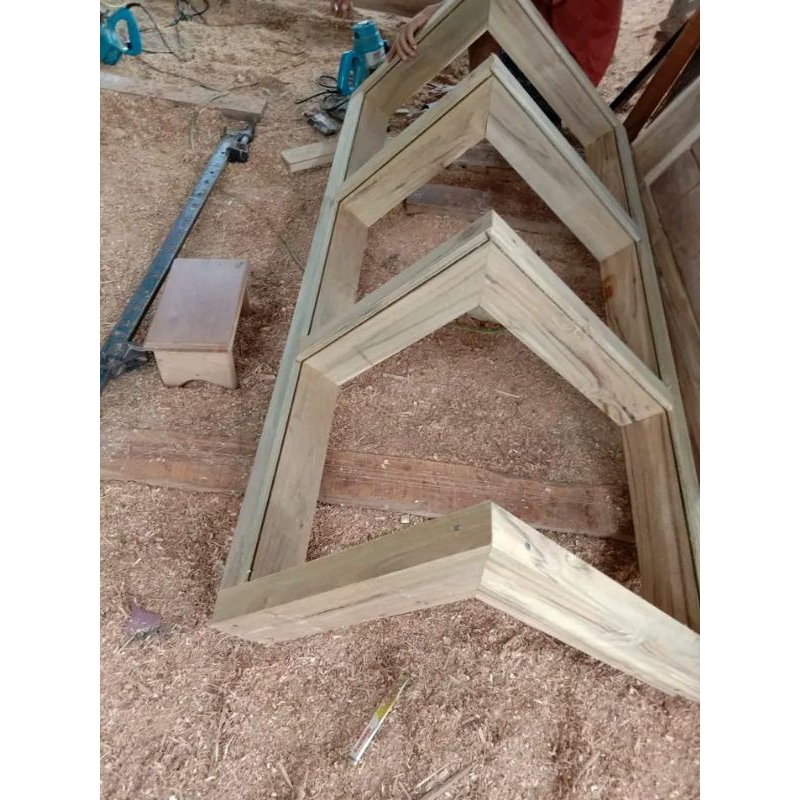 kusen pintu minimalis dan sudut rumah kaca