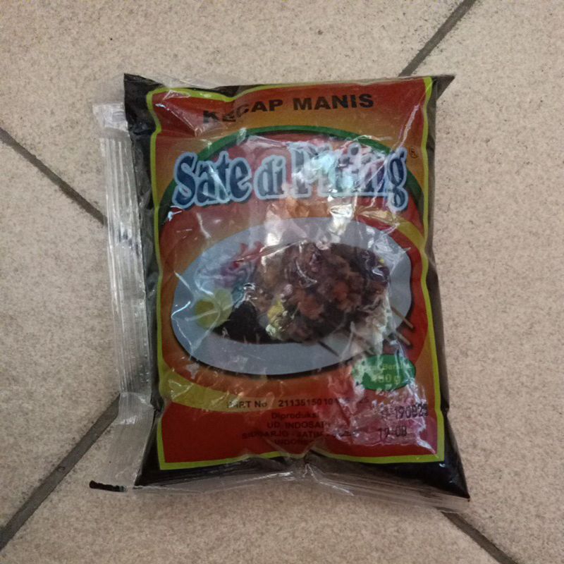 

Kecap manis merk sate di piring original murah