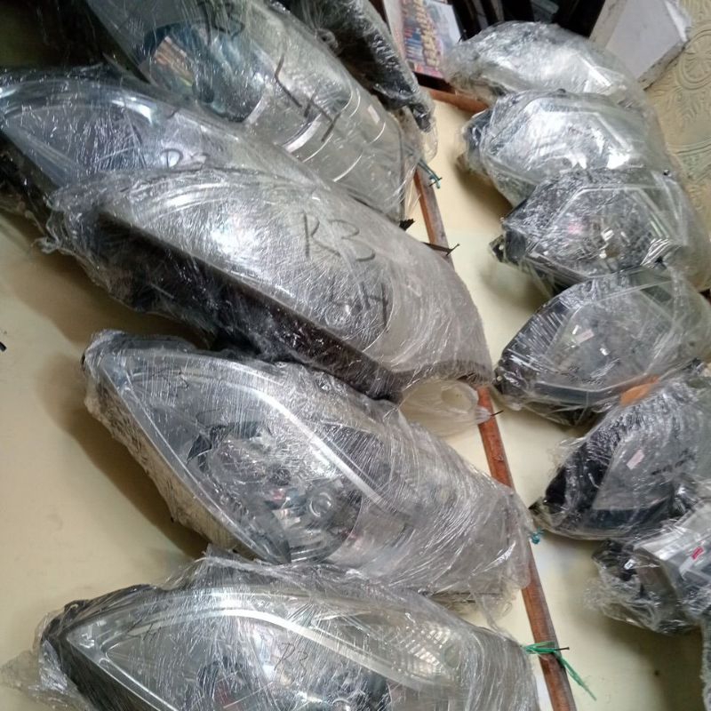 headlamp Suzuki Ertiga LH kiri