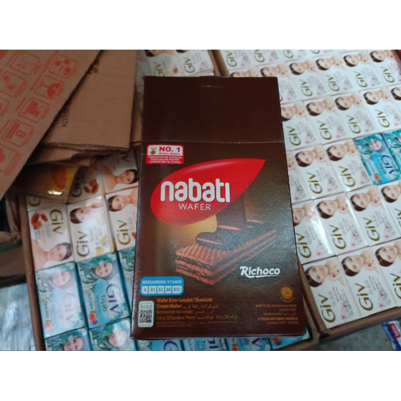 

wafer nabati richoco isi 1 box 20 pcs