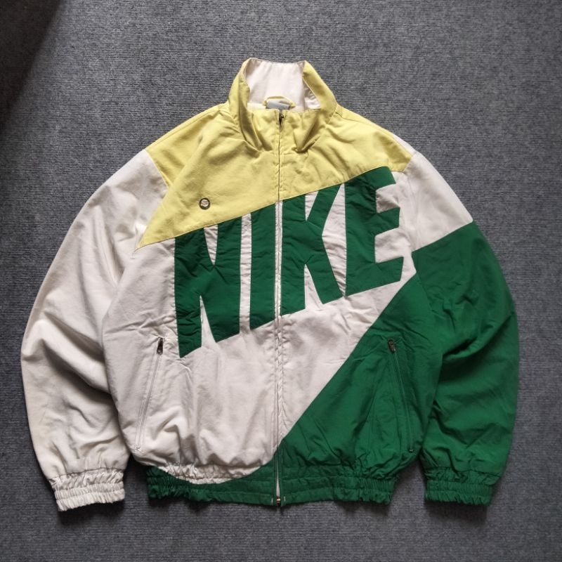 NIKE BIG LOGO WINDBREAKER VINTAGE JACKET