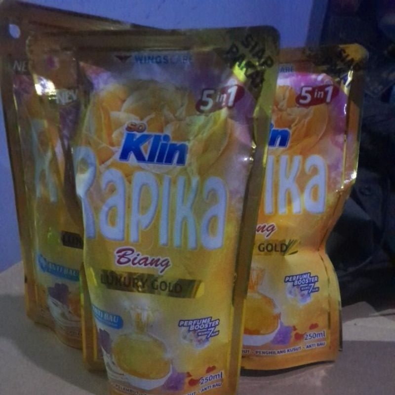 rapika biang luxury gold