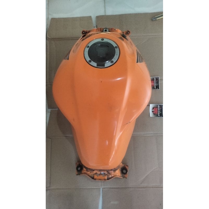 Tangki CBR 150R facelift tangki CBR facelift repsol